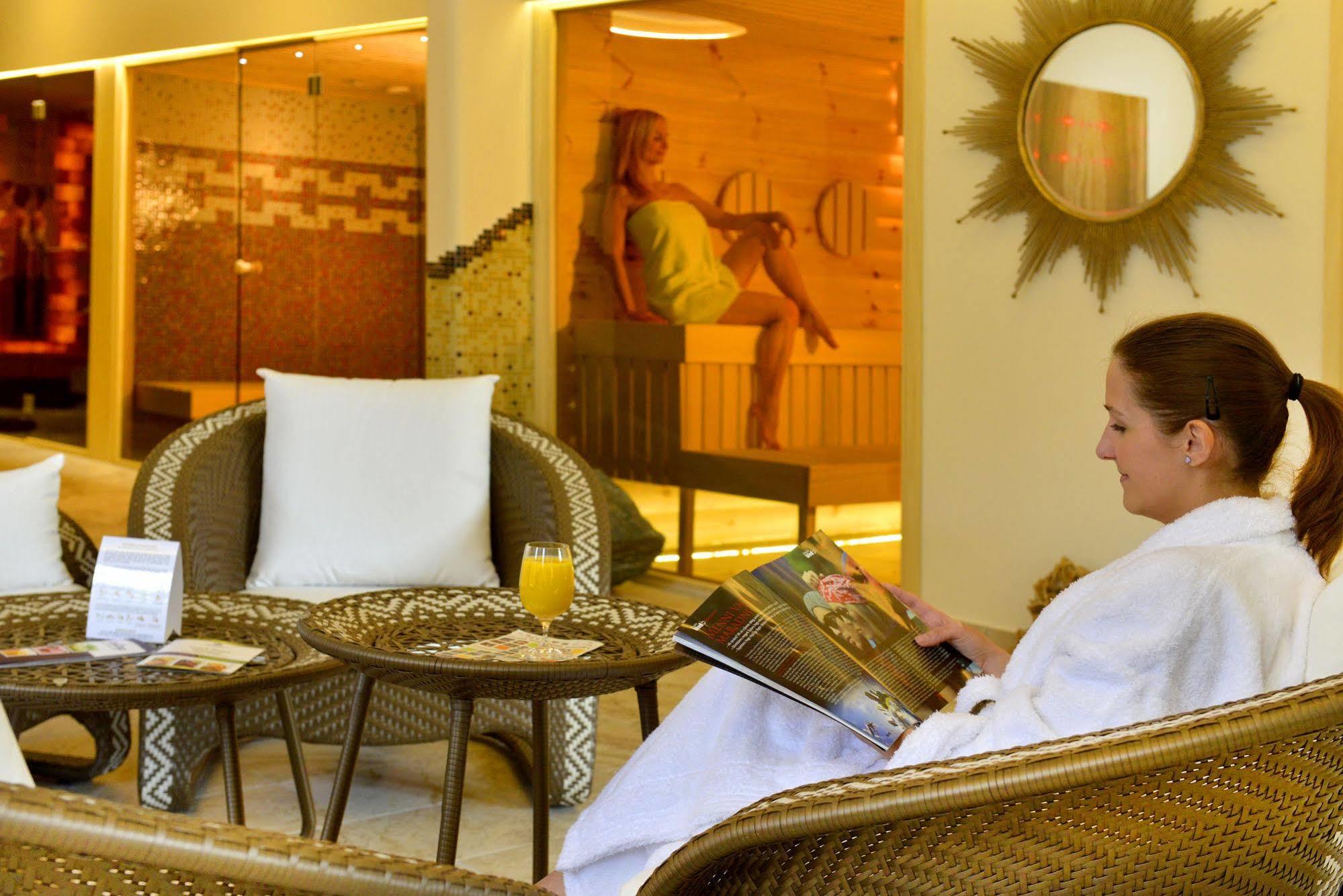 Balaton Hotel